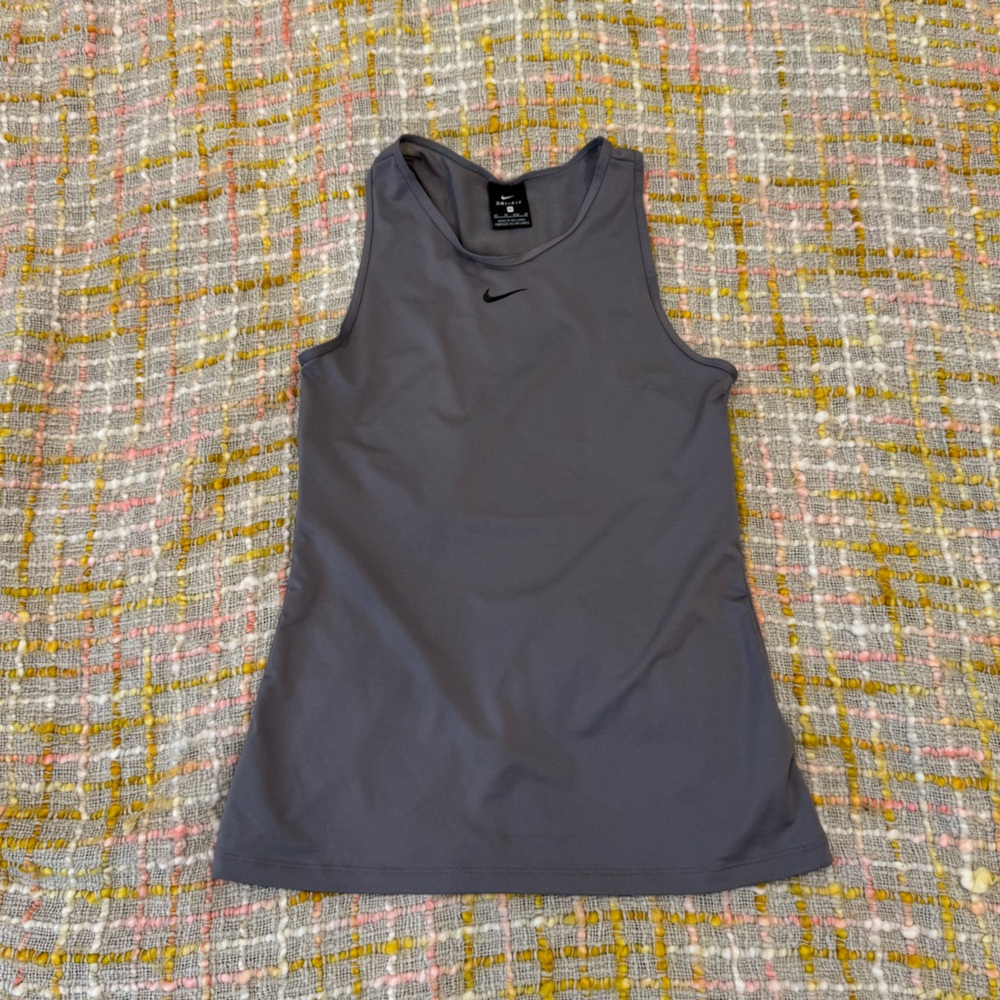 Nike Gray Fitted Muscle Tee Tank Top